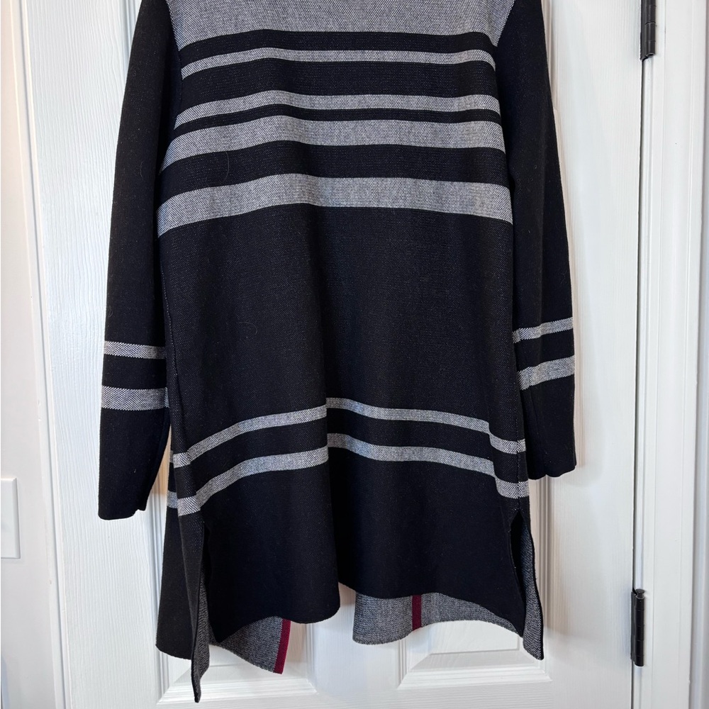Anne Klein Black and Gray Open Cardigan with Red Trim - Picture 5 of 9